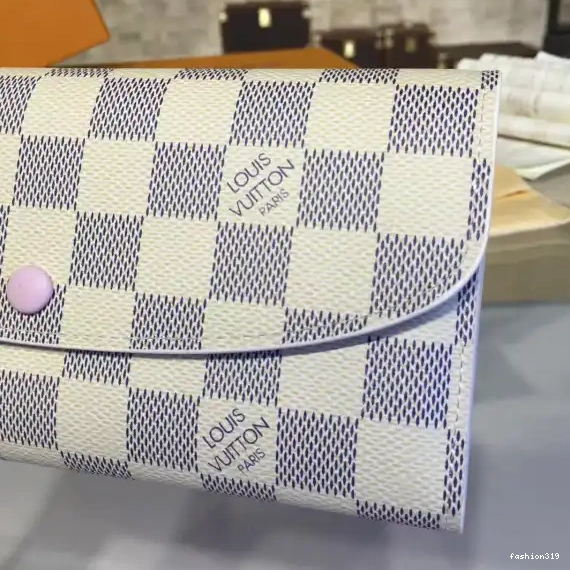 Louis EMILIE Vuitton 0412